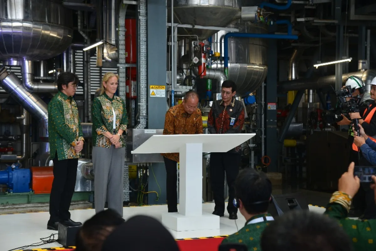 Peresmian Pabrik Manufaktur Gemuk Shell Indonesia