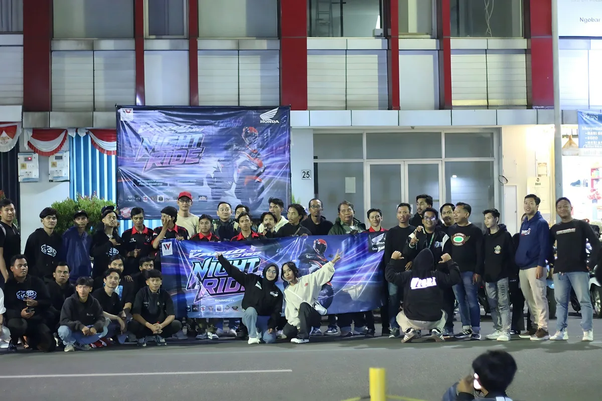 Night Ride Bareng Komunitas dengan Vario EVO 160