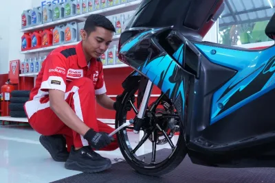 Ini Alasan Menunda Ganti Oli Justru Bikin Rugi
