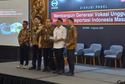 Hino Siapkan SDM Unggul Dukung Industri Transportasi