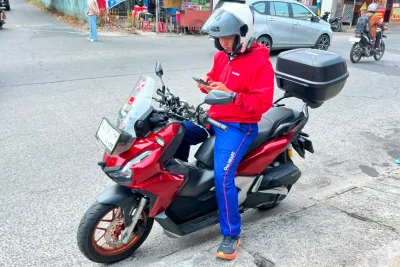 #Cari_Aman: Gadget Bisa Nanti, Keselamatan Berkendara Tetap Nomor Satu