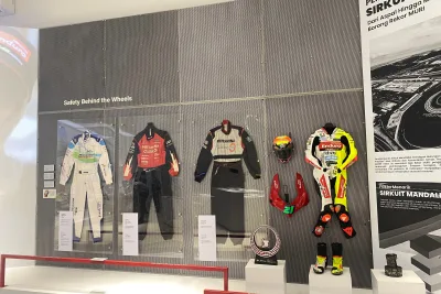 Pertamina Enduro Hadirkan Galeri MotoGP, Lelang Amal & Program Talenta Muda di Mandalika 2026
