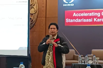 Hino Dorong Digitalisasi PDI & Standarisasi Karoseri