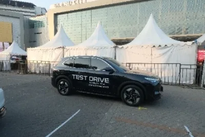 Mencoba Sensasi Kendaraan Impian di Area Tes Drive GIIAS Surabaya 2026