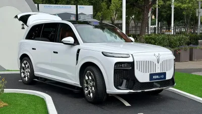 Voyah Taishan X8 Resmi Meluncur di China, SUV Lima Seater Mewah Mulai 43.100 USD