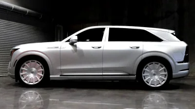 Cadillac Escalade IQL Dibungkus Satin Silver, Bukan Hitam Kelam