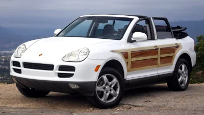 Porsche Cayenne V8 Konvertibel dengan Kayu Palsu Laku Rp 184 Juta