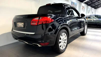 Porsche Cayenne Disulap Jadi Pickup, Dijual Rp480 Juta