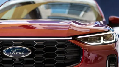 Penjualan Ford Anjlok Hampir 14% Meski Tawarkan Harga Karyawan untuk Semua