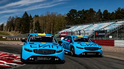 Geely Cyan Racing Raih 1-2 di Debut Sirkuit Spanyol dengan Preface TCR