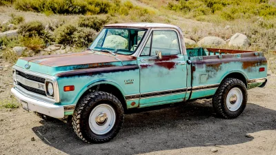 Chevy C10 Rp7 Miliar Ini Ternyata Silverado Baru Berkedok Lawas