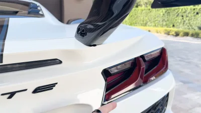 Pemilik Corvette ZR1 Keluhkan Sayap Belakang Retakkan Cat Saat 290 km/jam