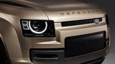 JLR Dikabarkan Siapkan Defender Baru Berbasis Stellantis untuk Tantang Ford Bronco