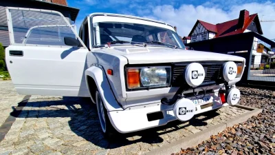 Mobil Reli Lada 2105 VFTS Langka Dilego Rp1,1 Miliar di Jerman