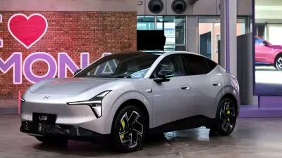 Xpeng Mona L03 SUV dengan Chip Buatan Sendiri Buka Pre-Sale di China, Mulai 21.100 USD