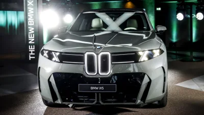 BMW X5 M60 Hadir dengan V8 Murni, Tanpa Bantuan Listrik