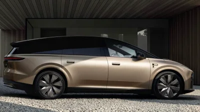 Li Auto i9 SUV Listrik Flagship dengan Pengisian 5C Terungkap