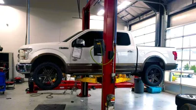 Biaya Perbaikan Mobil Modern Makin Mahal, Software Berlangganan Rp40 Juta per Tahun