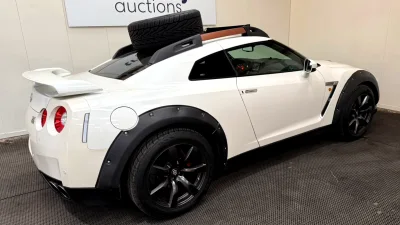 Nissan GT-R Diangkat, Ban Cadangan di Atap, Dijadikan Off-Roader