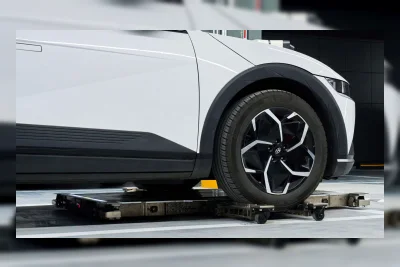 Robot Parkir Hyundai Mampu Tambah Kapasitas Garasi Hingga 50%