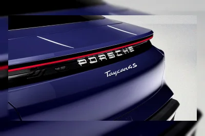 Porsche Bantah Rencana Hentikan Taycan dalam Waktu Dekat