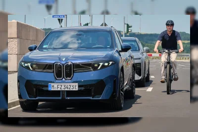 BMW iX3 Terbaru Bisa Menolak Membuka Pintu demi Cegah Kecelakaan