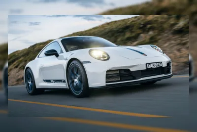 Porsche Akui Hybrid 911 GTS Tak Bisa Pakai Manual, tapi Bisa Berubah