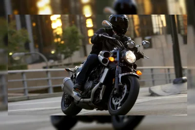 Yamaha VMAX Bekas: Cruiser Bertenaga Hampir 200 HP