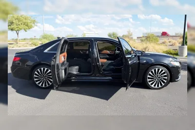Lincoln Continental Coach Door Edition Langka Dilelang, Hanya 80 Unit