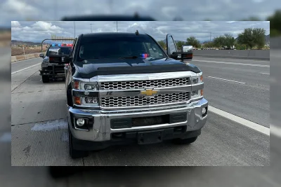 Pria Arizona Diduga Berpura-pura Jadi Polisi, Hentikan Tesla lalu Telepon Petugas Asli
