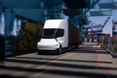 Tesla Mulai Kirim Semi dari Pabrik Nevada, Jumlah Unit Masih Misteri