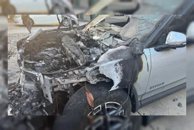 Kebakaran Rivian R1S Diduga Berawal dari Kabel Ekstensi Saat Mengisi Daya