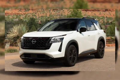Nissan Pathfinder Edisi Retro Rayakan 40 Tahun, Versi Berikutnya Lebih Nostalgik