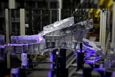 Ford Fathom Pakai Trik Tesla, 146 Komponen Jadi 2 Bagian