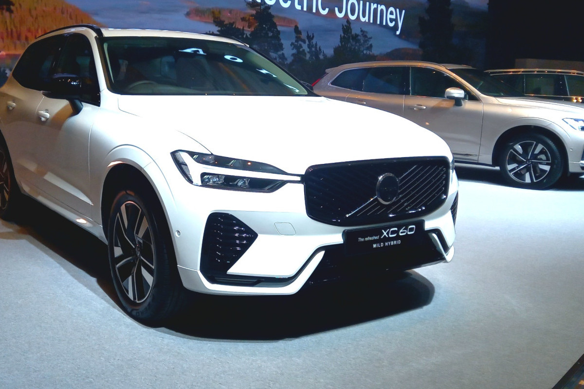Volvo Perkenalkan The Refreshed XC60 dan XC90: SUV Listrik yang Aman dan Inovatif