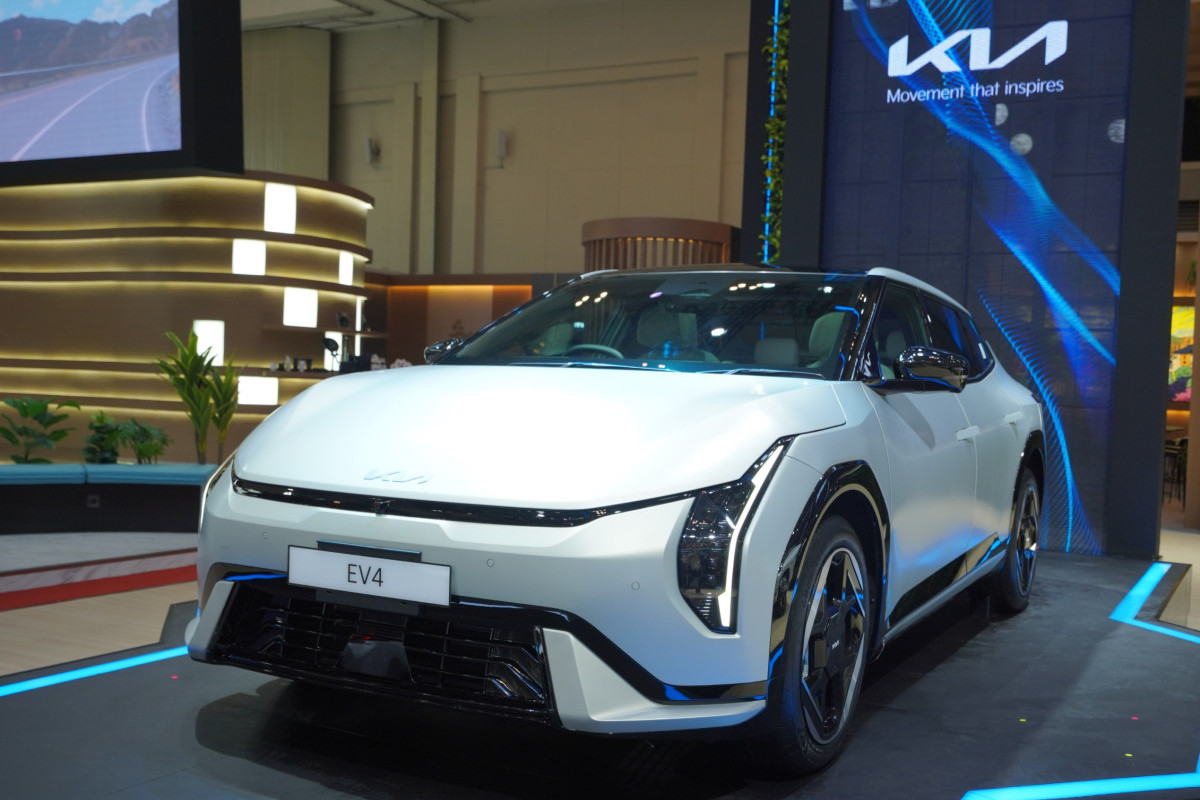 Kia Perkenalkan Sedan Listrik Futuristik EV4 Di Ajang GIIAS 2025