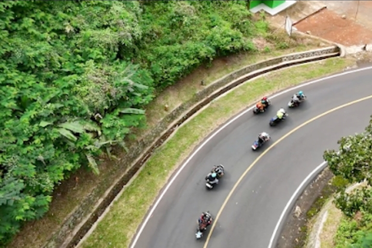 Motor Listrik Adora Taklukkan Jawa Barat Tempuh 300 Km