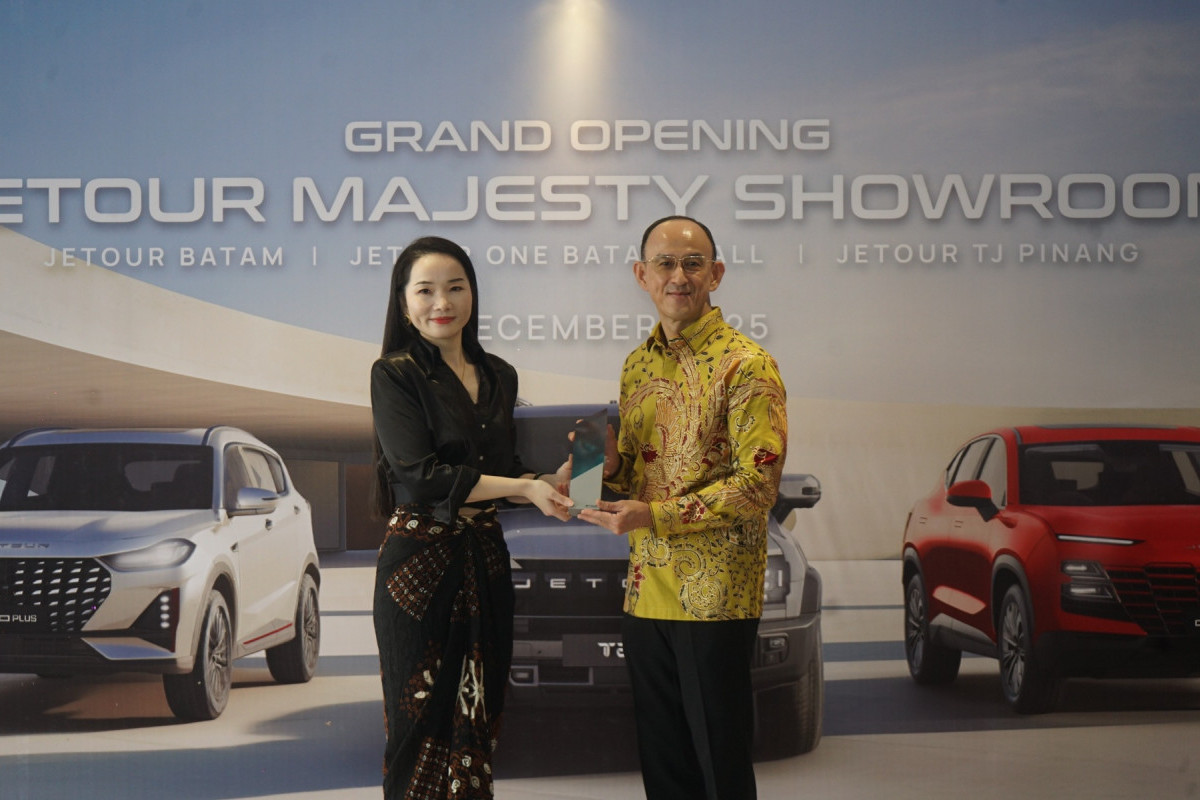 Perkuat Pasar Sumatera, JETOUR Resmikan Showroom Terbesar di Batam