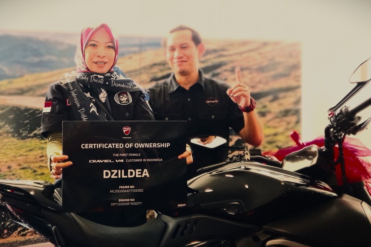 Zildea Dibuat Terharu, Ducati V4 Idaman Menjadi Kado Ultahnya