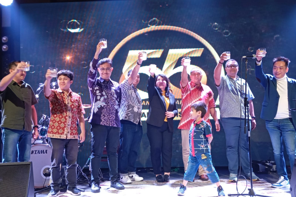 Kolaborasi KTB dan SUN Star Motor di 55 Tahun Mitsubishi Fuso Berlangsung Meriah di Kota Surabaya