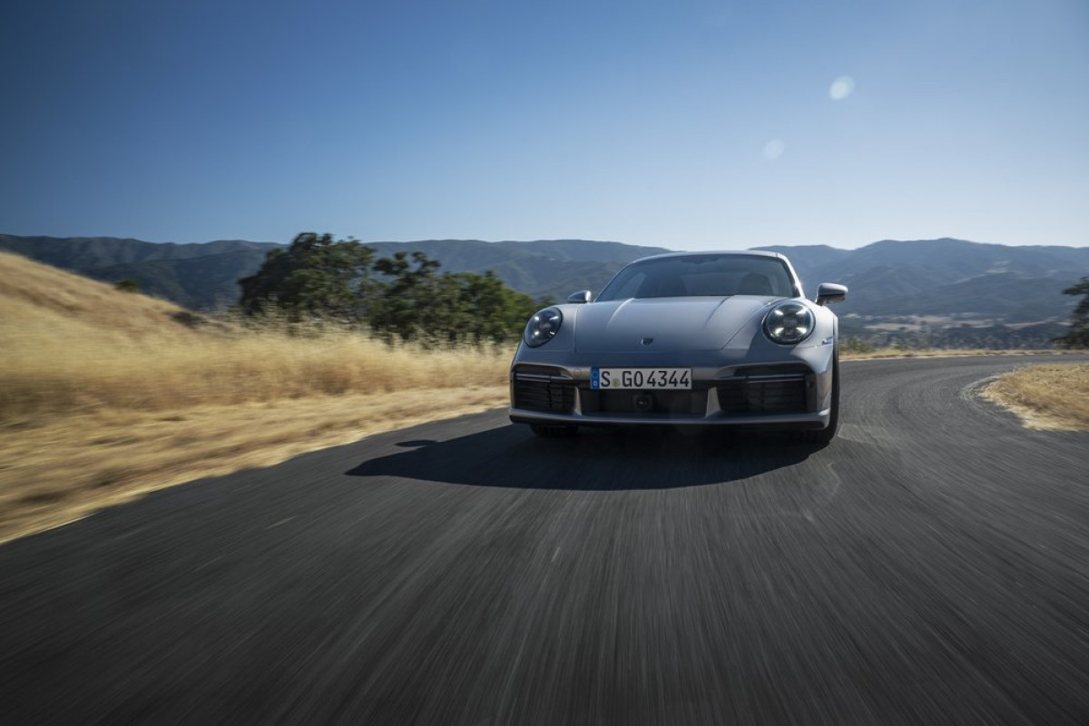 Porsche Gelontorkan Dana Senilai 1,3 Miliar Euro untuk masa depannya