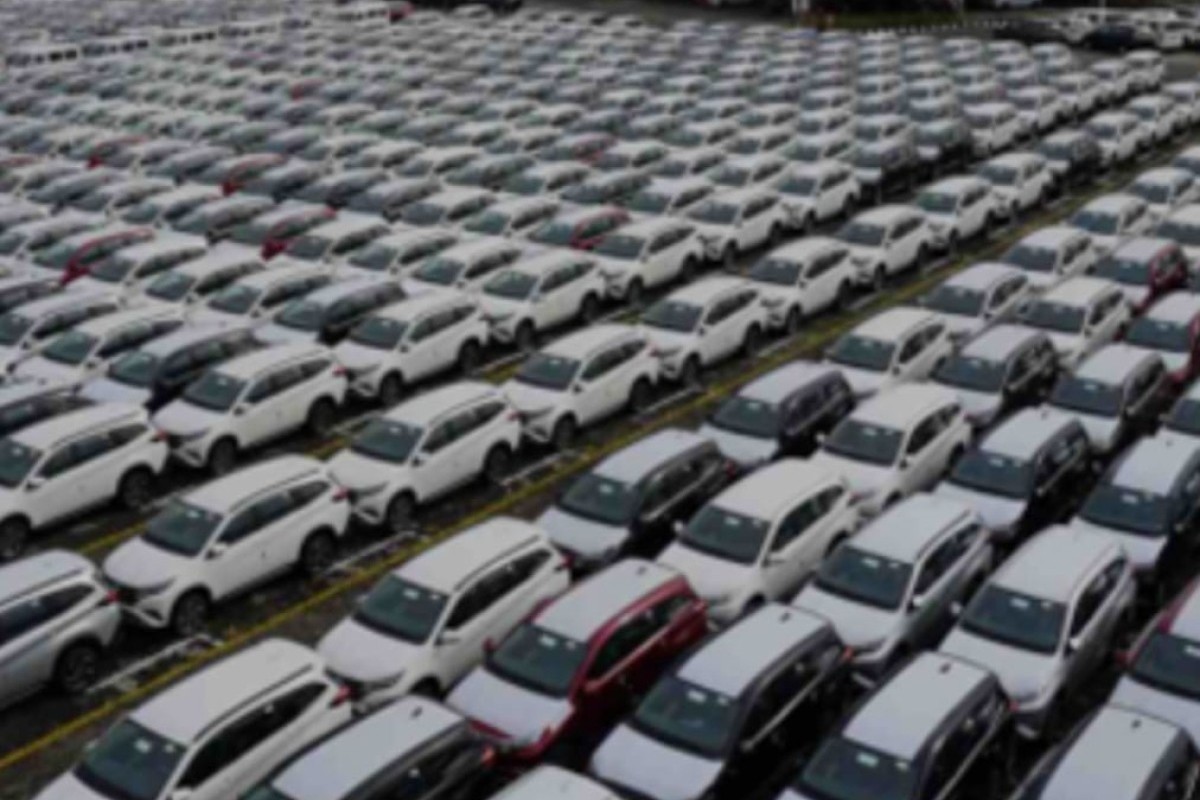 Penjualan Mobil Kuartal I/2024 Ambrol!