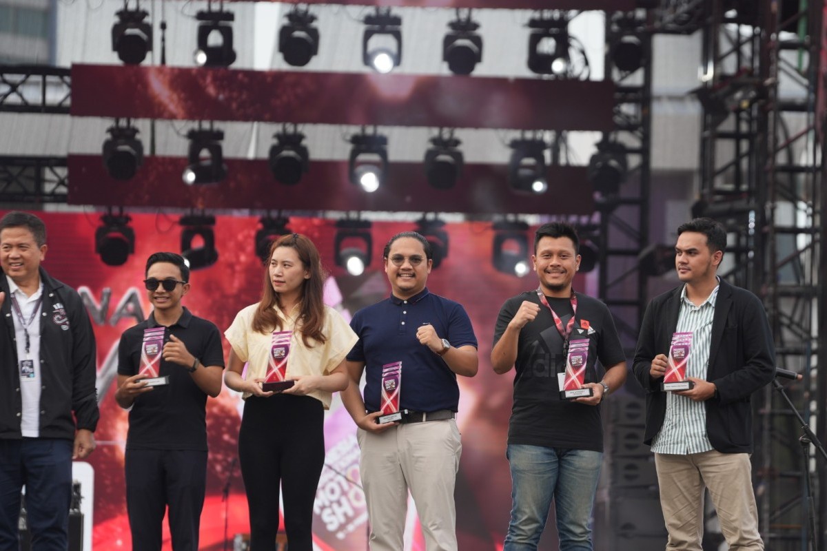 Disambut dengan Sukacita, BYD Borong 4 Gelar Diajang IIMS 2024