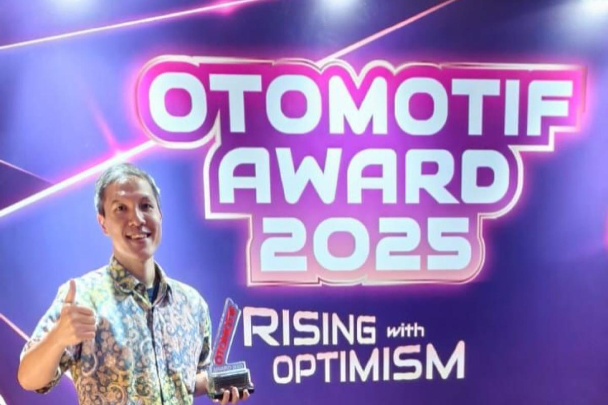 Tabloid Otomotif Anugerahkan Gelar “Best Medium Electric Skutik” Kepada Motor Skutik Adora