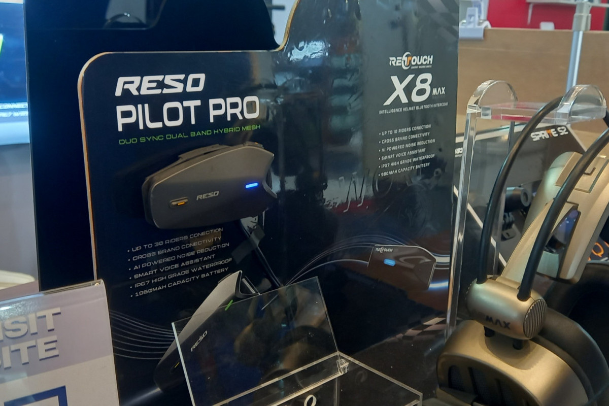 RESO Pilot Pro Resmi Diluncurkan di IIMS 2026, Cocok untuk Touring hingga Motovlogger