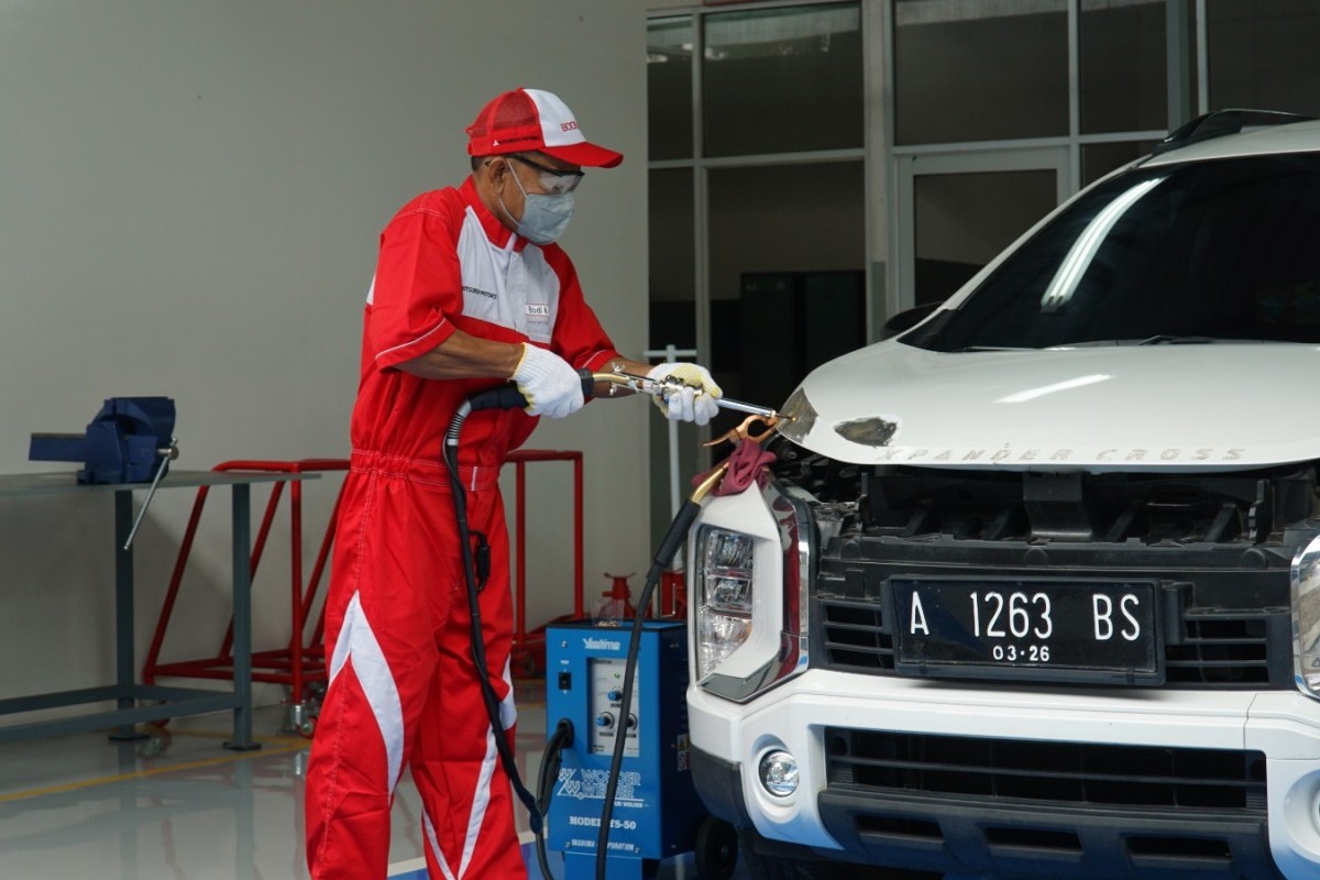 Tambah Poin Layanan Satu Atap, MMKSI Resmikan Fasilitas Mitsubishi Motors Bodi & Cat Resmi di Diler Mitsubishi Motors DIPO Serang