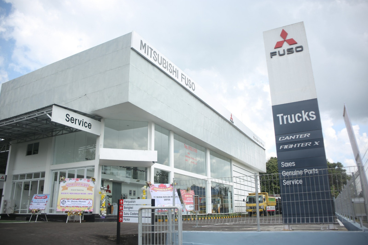 Tingkatkan Pelayanan Prima Untuk Konsumen, Mitsubishi Fuso Buka Diler Baru di Kota Ampah
