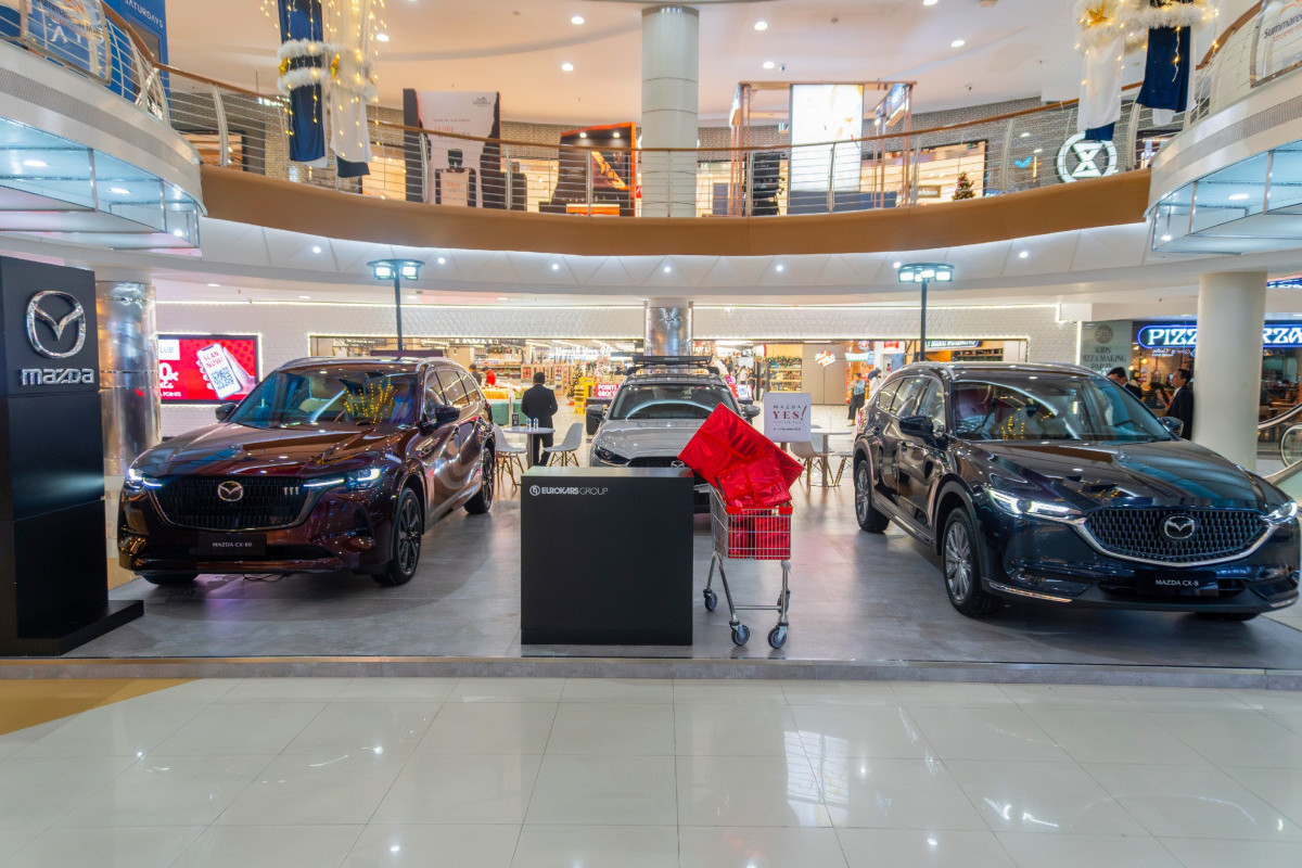 Deretan Promo Mazda YES! 2025: Trip ke Perth hingga EV Wall Charger Gratis