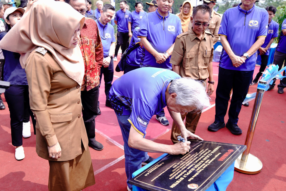 Peringati HUT 50 Tahun, Yamaha Serahkan Clean Water Supply System untuk Masyarakat Desa Sukoliman Mojokerto