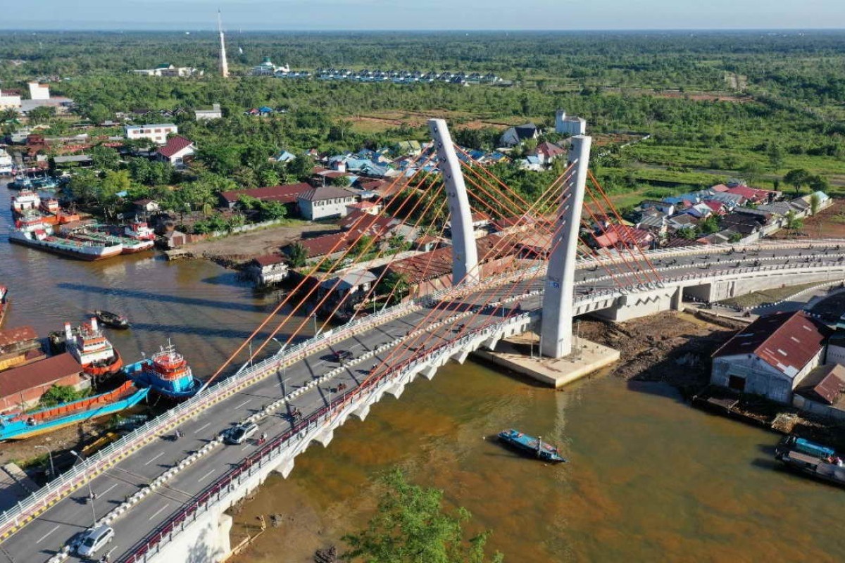 Bertahan Selama 100 Tahun dan Tetap Kokoh! Jembatan Termegah di Kalimantan Selatan yang Menghubungkan Dua Kota dan Provinsi dengan Biaya Proyek Sebesar Rp 278,4 Miliar